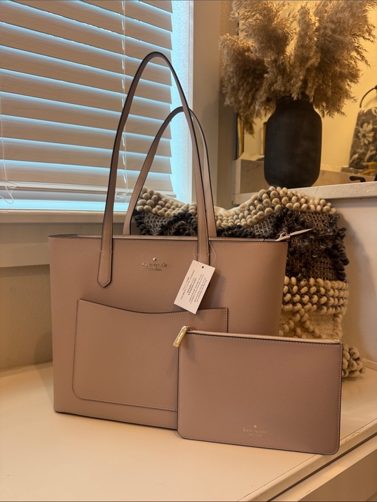 kate spade Handbags - Kate Spade Staci Tote Set - Lilac/ Leather Tote with Matching Pouch